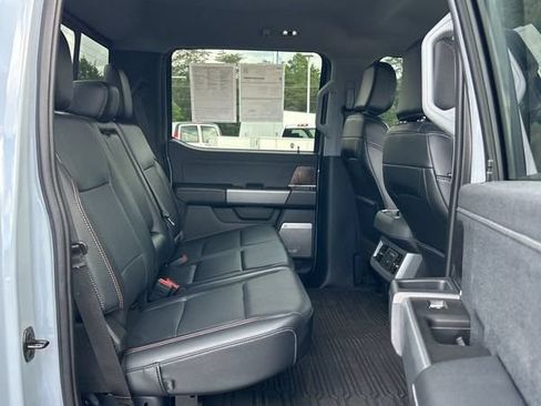 Used 2024 Ford F250 Lariat w/ Chrome Package AWD/4WD image 7