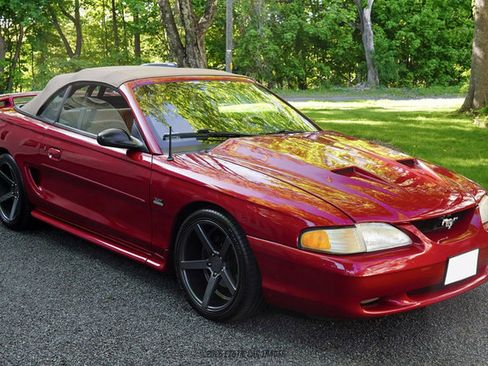 Used 1995 Ford Mustang GT RWD image 19
