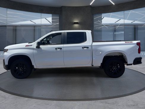 Certified 2021 Chevrolet Silverado 1500 LT Trail Boss w/ LPO, Dark Essentials Package AWD/4WD image 3