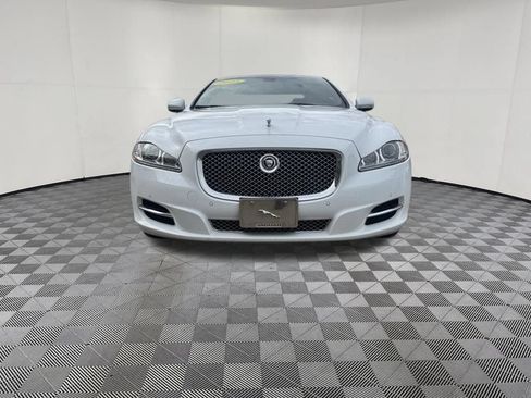 Used 2013 Jaguar XJ AWD image 11