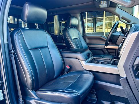 Used 2020 Ford F250 Lariat image 31