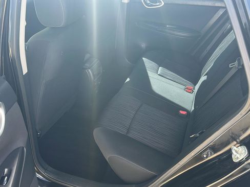 Used 2019 Nissan Sentra SV FWD image 22