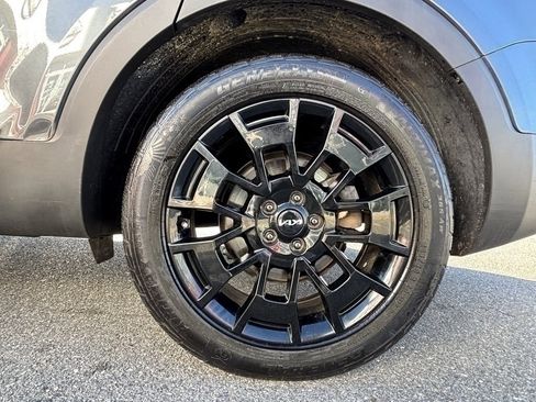 Used 2022 Kia Telluride SX w/ SX Prestige Package image 22