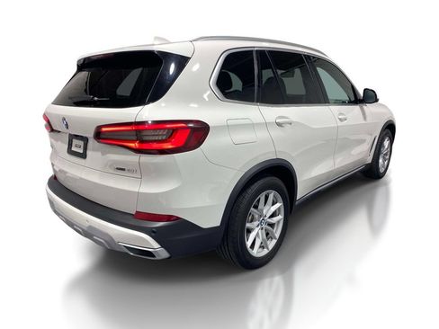 Used 2022 BMW X5 xDrive40i AWD/4WD image 4