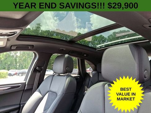 Used 2021 Porsche Macan image 17
