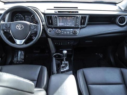 Used 2018 Toyota RAV4 Limited image 20