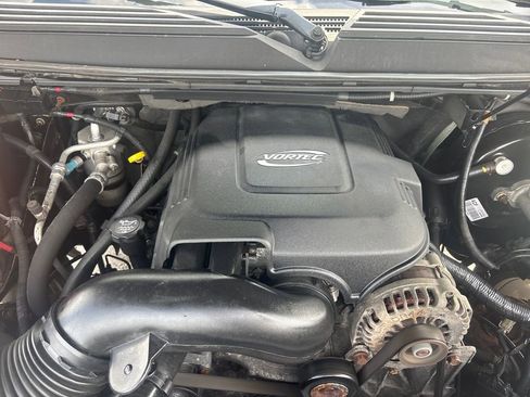 Used 2007 Cadillac Escalade EXT w/ Information Package AWD/4WD image 28
