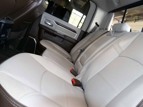 Used 2025 RAM 3500 Laramie image 13