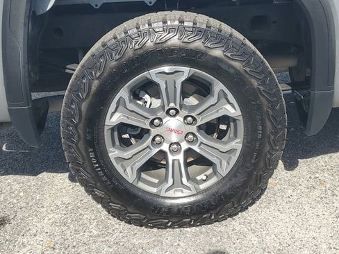 Certified 2024 GMC Sierra 1500 Pro w/ Pro Value Package image 6