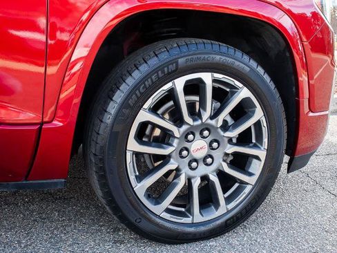 Used 2022 GMC Acadia Denali w/ Denali Ultimate Package image 8