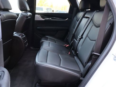 Used 2025 Cadillac XT5 Premium Luxury AWD/4WD image 40