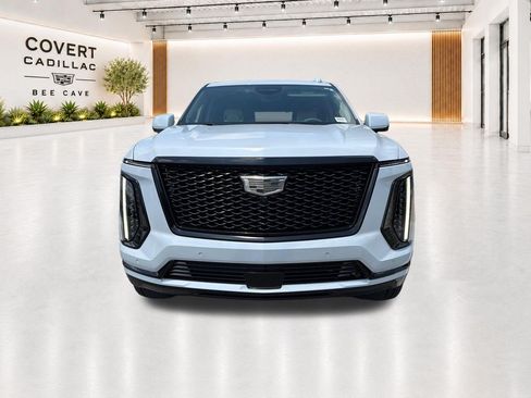 Certified 2026 Cadillac Escalade Platinum Sport w/ LPO, ONYX Package AWD/4WD image 3
