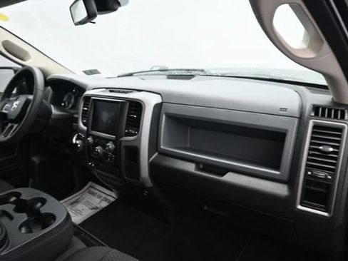 Used 2019 RAM 1500 Express w/ Wheel & Sound Group AWD/4WD image 8