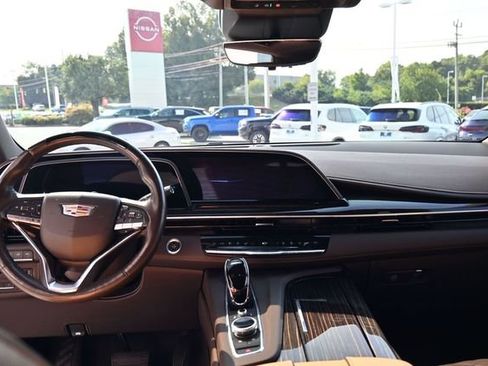 Used 2022 Cadillac Escalade Sport w/ Touring Package AWD/4WD image 21