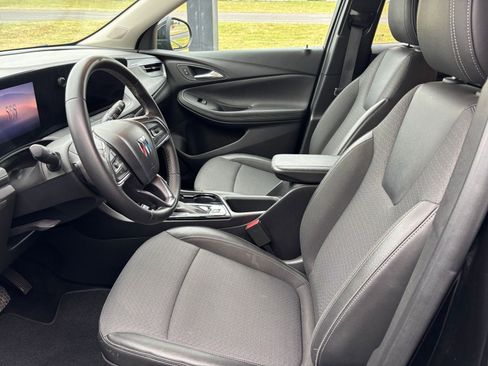 Used 2025 Buick Encore GX Preferred FWD image 25