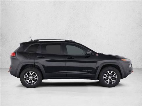 Used 2015 Jeep Cherokee Trailhawk w/ Comfort/Convenience Group AWD/4WD image 8
