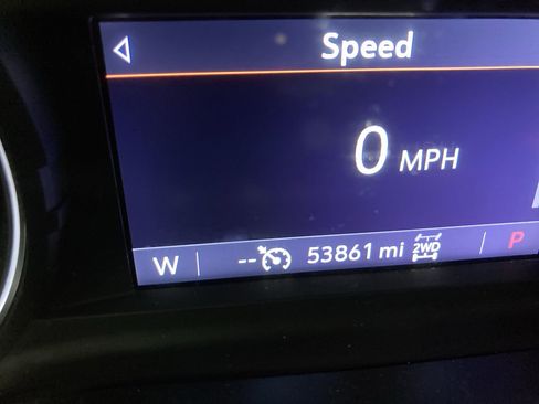 Used 2021 Chevrolet Silverado 1500 Custom w/ Safety Confidence Package image 11