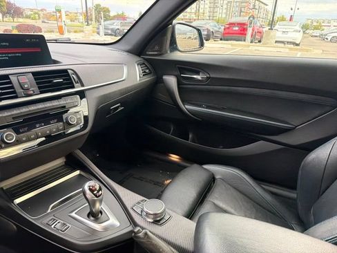 Used 2018 BMW M2 RWD image 17