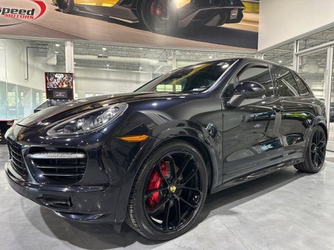 Used 2014 Porsche Cayenne GTS AWD/4WD image 11