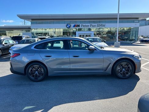 Used 2023 BMW i4 eDrive40 w/ Premium Package RWD image 6