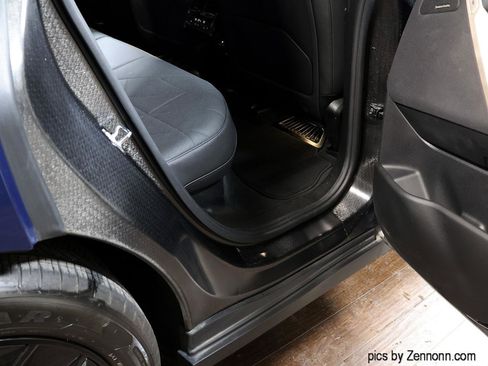 Used 2022 BMW iX xDrive50 w/ Premium Package image 37