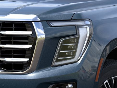 New 2026 GMC Yukon Elevation w/ Elevation Premium Package AWD/4WD image 10