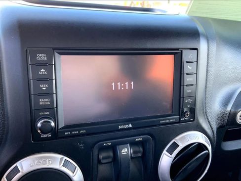 Used 2012 Jeep Wrangler Rubicon image 20