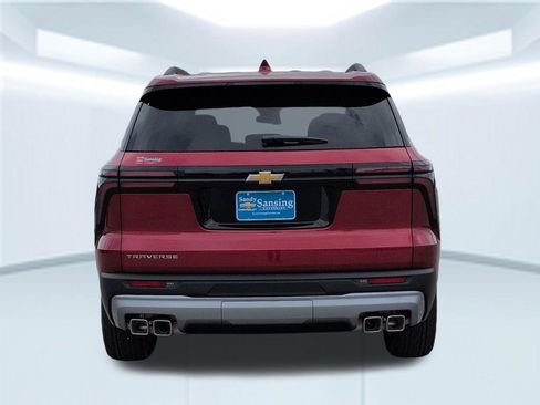New 2026 Chevrolet Traverse LT w/ Sun and Wheel Package FWD image 5
