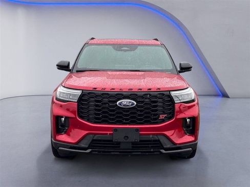 Used 2025 Ford Explorer ST AWD/4WD image 8