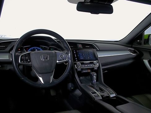 Used 2016 Honda Civic Touring image 12