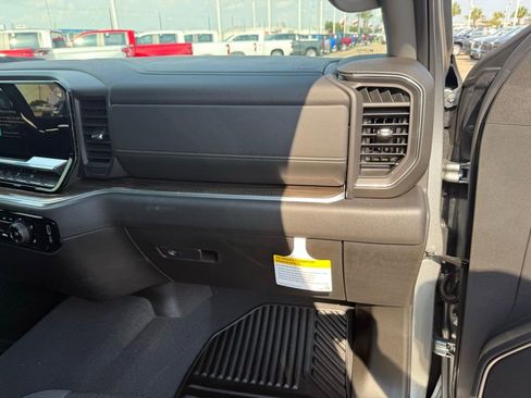 New 2026 Chevrolet Silverado 1500 LT image 48