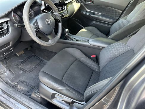 Used 2021 Toyota C-HR LE image 18