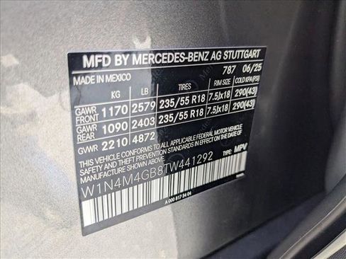 Used 2026 Mercedes-Benz GLB 250 image 27