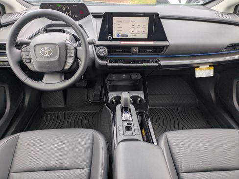 New 2026 Toyota Prius Plug-In Hybrid FWD image 16