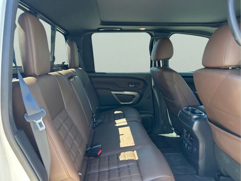 Used 2023 Nissan Titan Platinum Reserve w/ Moonroof Package AWD/4WD image 11
