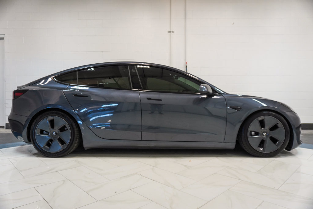 Used 2022 Tesla Model 3 Standard Range RWD image 26