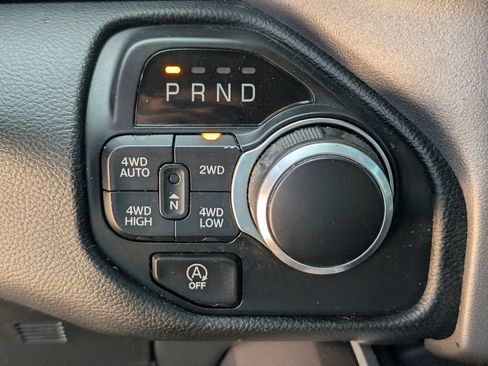 Used 2021 RAM 1500 Big Horn AWD/4WD image 25