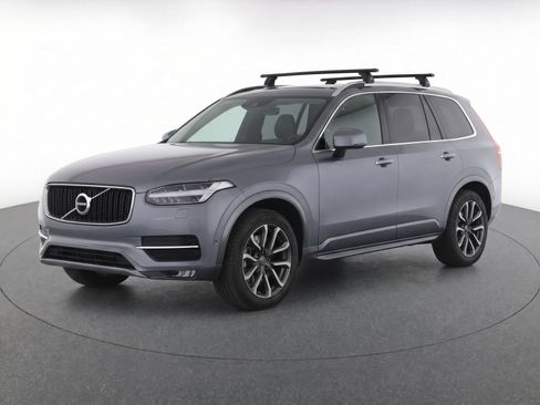 Used 2018 Volvo XC90 T5 Momentum w/ Convenience Package FWD image 1
