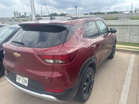 Used 2023 Chevrolet TrailBlazer LT FWD image 21