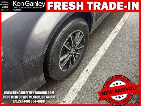 Used 2017 Dodge Grand Caravan GT image 5