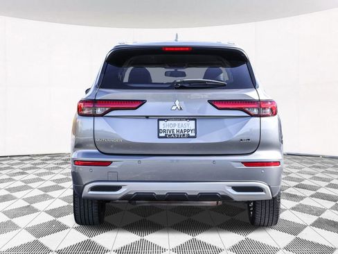 Used 2022 Mitsubishi Outlander SEL image 11