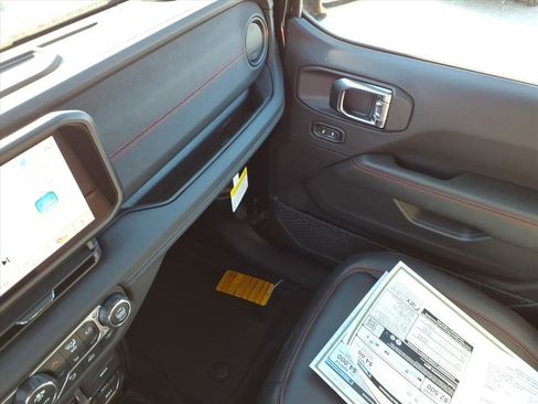 New 2026 Jeep Wrangler Unlimited Rubicon image 31