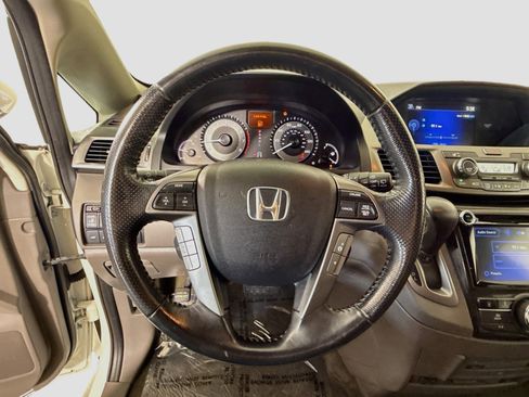Used 2017 Honda Odyssey Touring image 13