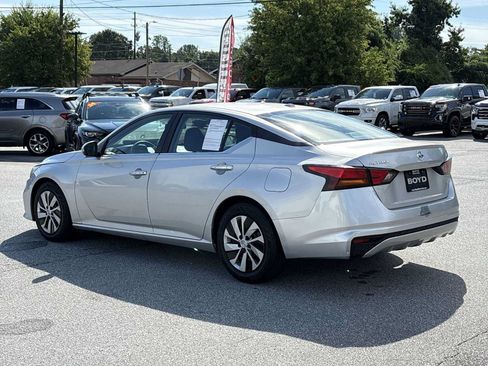 Used 2020 Nissan Altima 2.5 S FWD image 8