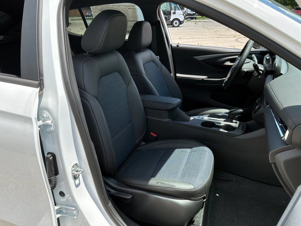 New 2026 Buick Envista Preferred w/ Convenience I Package FWD image 34