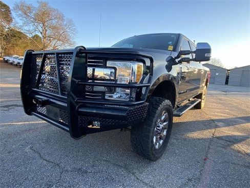 Certified 2017 Ford F250 Lariat w/ Lariat Ultimate Package image 38