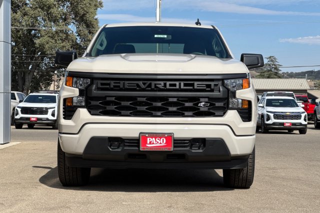 New 2026 Chevrolet Silverado 1500 Custom w/ LPO, Dark Essentials Package AWD/4WD image 15
