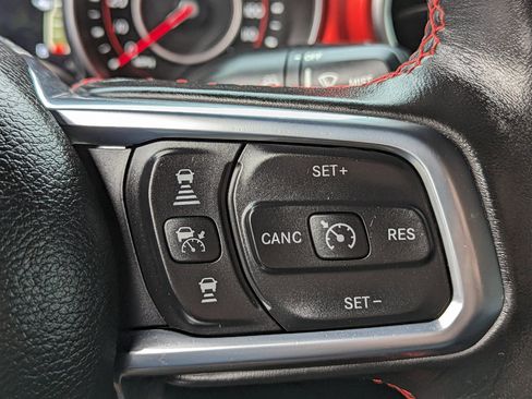 Used 2020 Jeep Gladiator Rubicon w/ Dual Top Group image 17