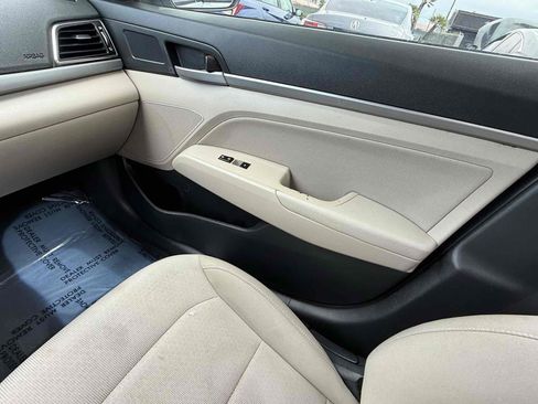 Used 2018 Hyundai Elantra Value Edition image 50