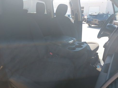 Used 2019 RAM 1500 Express w/ Express Value Package image 10